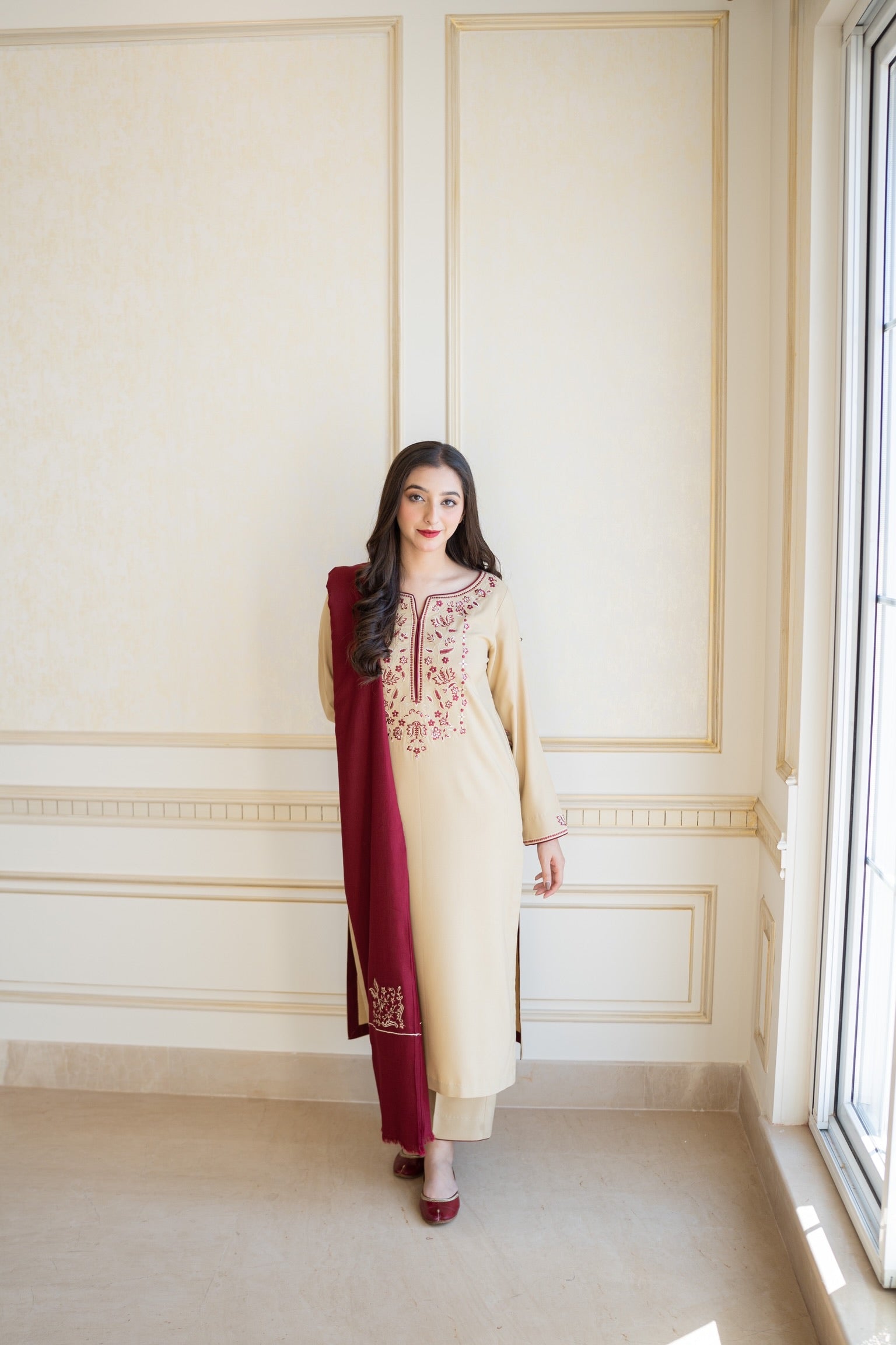 TL- NATURAL BEIGE