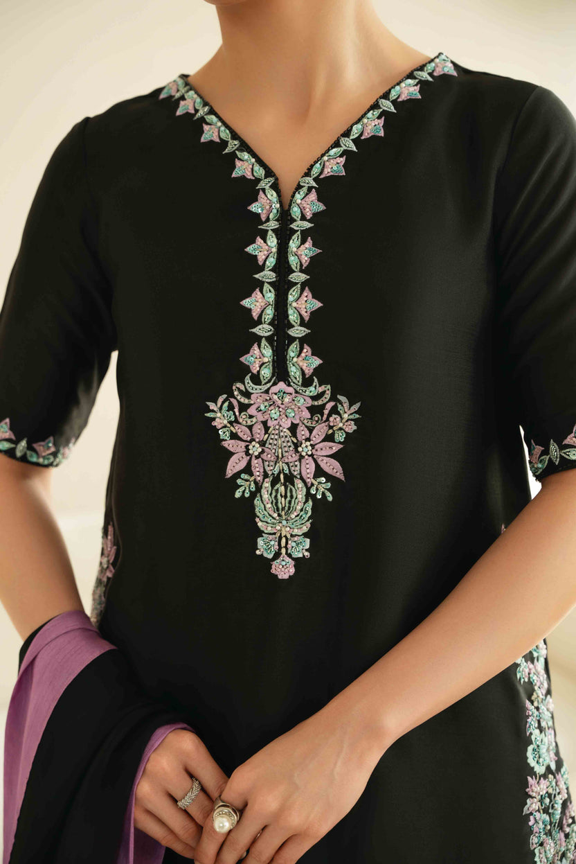 TL-Floral Black