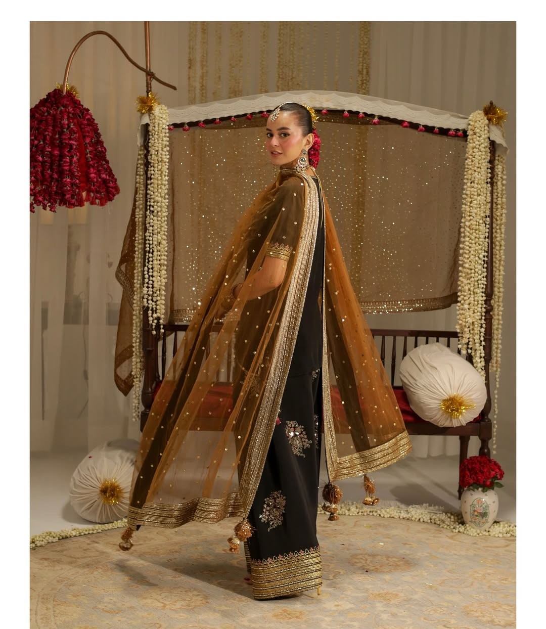 TL-Black Garara Set
